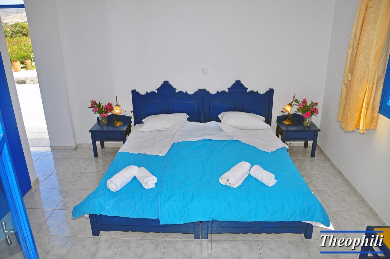 Theophili Hotell Zefiría Exteriör bild